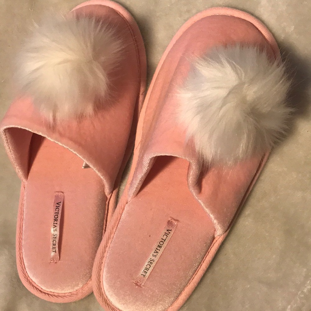 The shoes were too small for me.